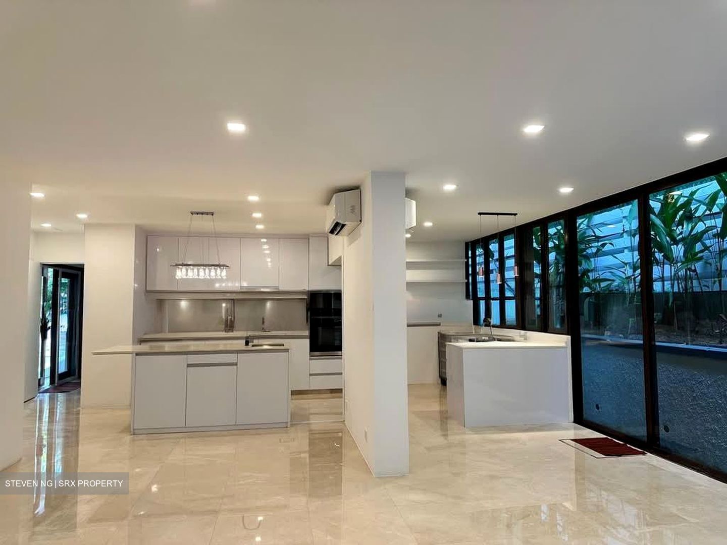 Ford Avenue (D10), Detached #573681411